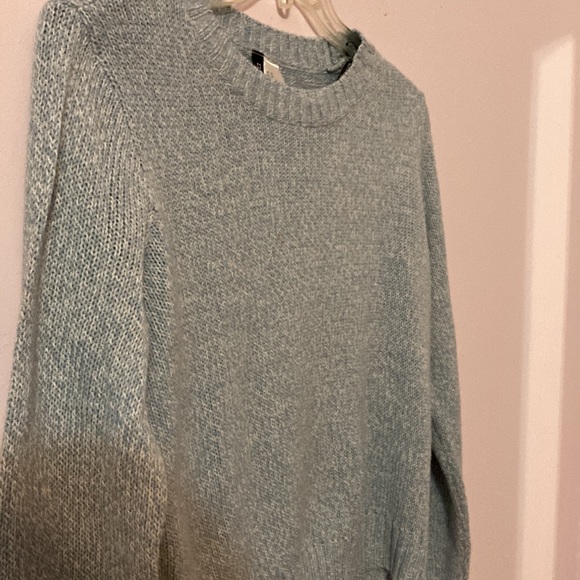 H&M Divided Sweater - Picture 3 of 9